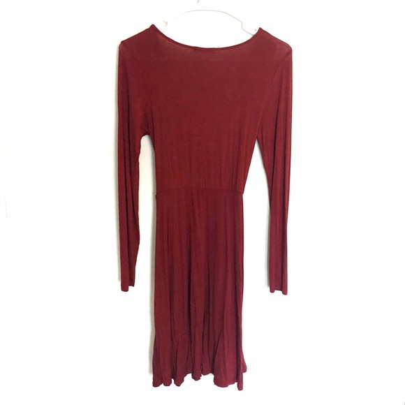 Heart & Hips Faux Wrap Dress Wine Red Long Sleeve - Picture 9 of 10